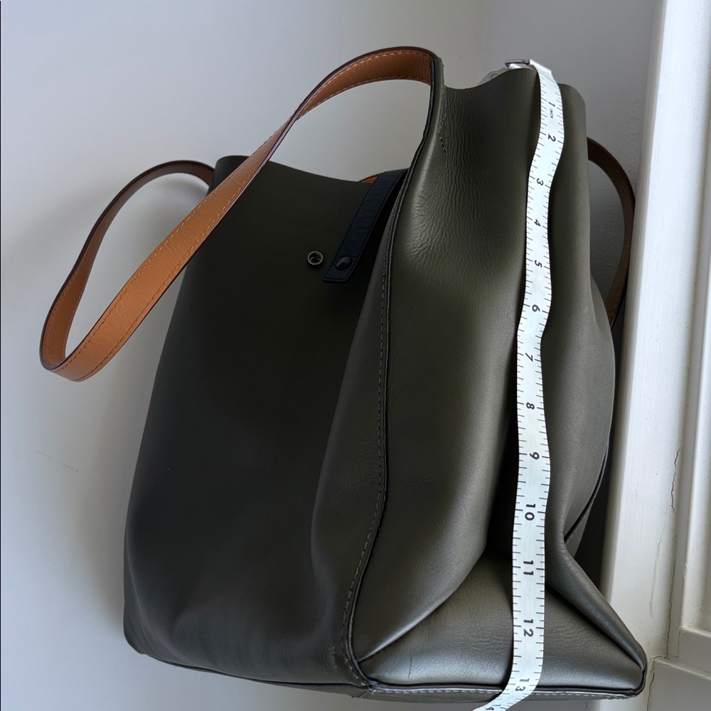 NWT Rag & Bone Olive/Black Tote with Tan Straps - Picture 7 of 11